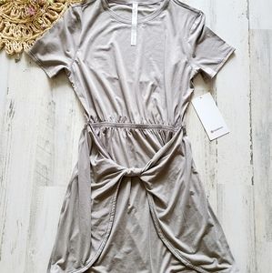 Lululemon sz 6 nwt dress